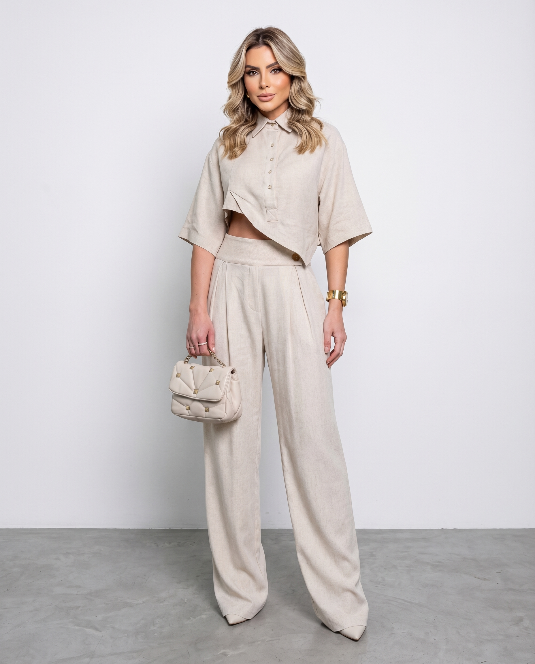 Bej Renk Oversize Keten Takım – Şıklığın Yeni Hali