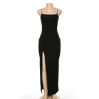 Noir Elegance Yırtmaçlı Elbise