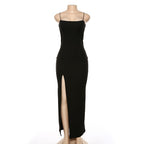 Noir Elegance Yırtmaçlı Elbise