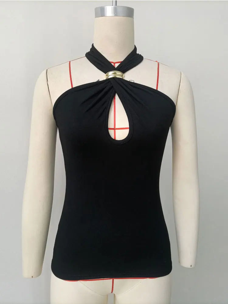 Golden Glam Halter Detaylı Siyah Bluz – Geceye Işıltı Kat!