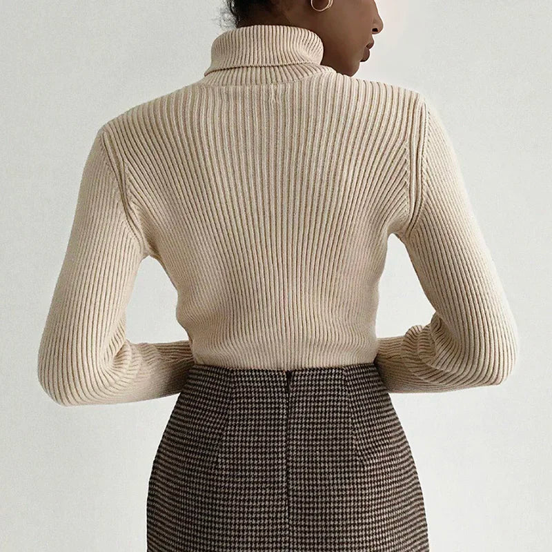 Kadın Fitilli Boğazlı Triko Kazak – Slim Fit, Yumuşak Dokulu, Bej