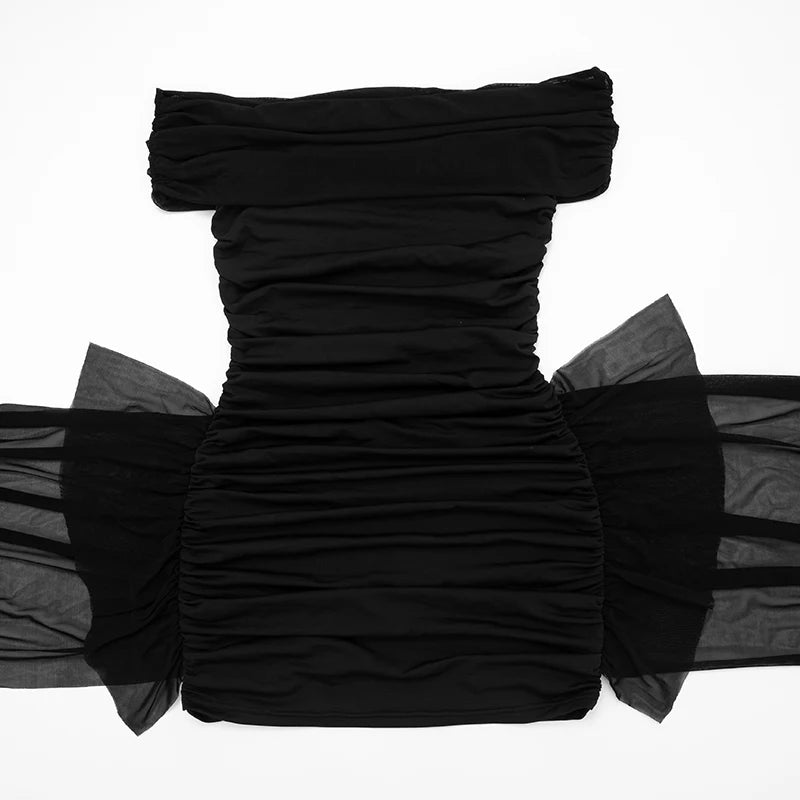 Düz Renk Zarif Omuzları Açık Straplez Yaka Mini Elbise