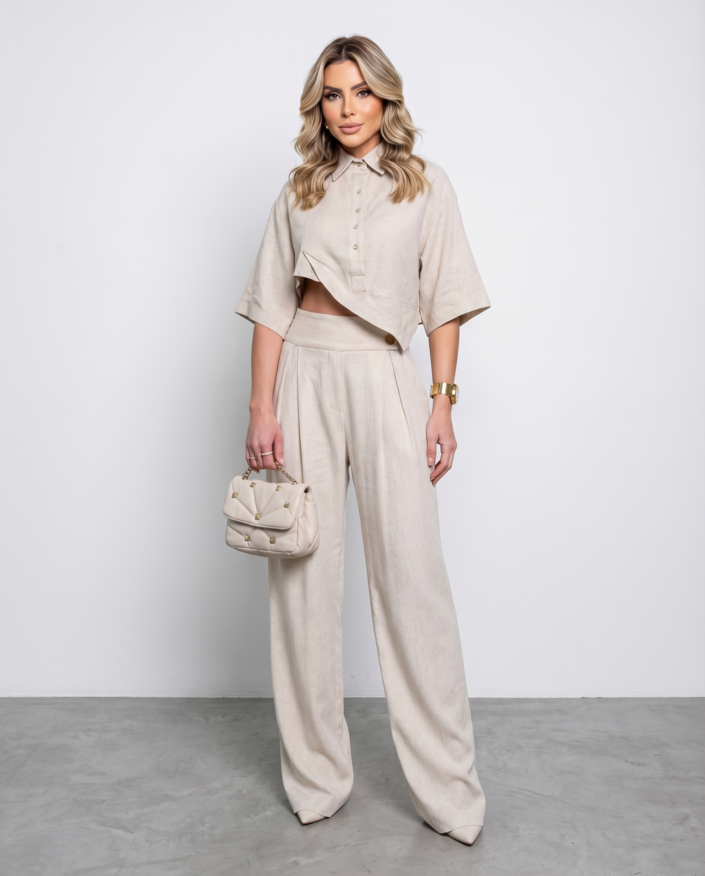 Bej Renk Oversize Keten Takım – Şıklığın Yeni Hali